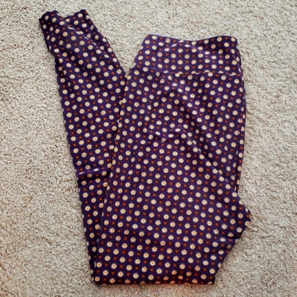 Lula Roe Leggings - Picture 1 of 2